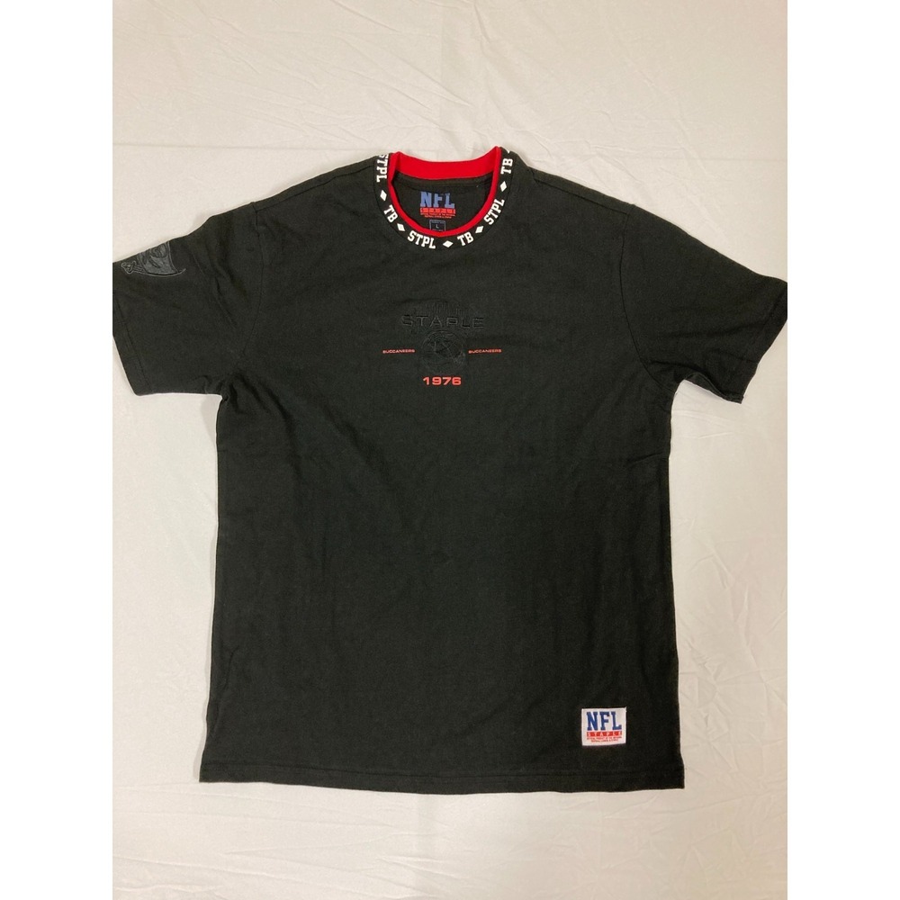 Tampa Bay Buccaneers NFL x Staple Globe T-Shirt Black Football Men's - Large